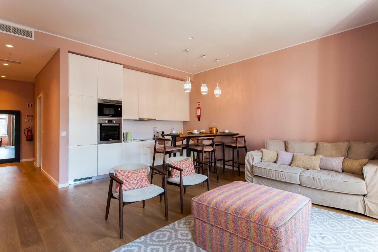 Joivy Sublime 2Br Apt On Restauradores Square Nearby Rossio Station リスボン エクステリア 写真